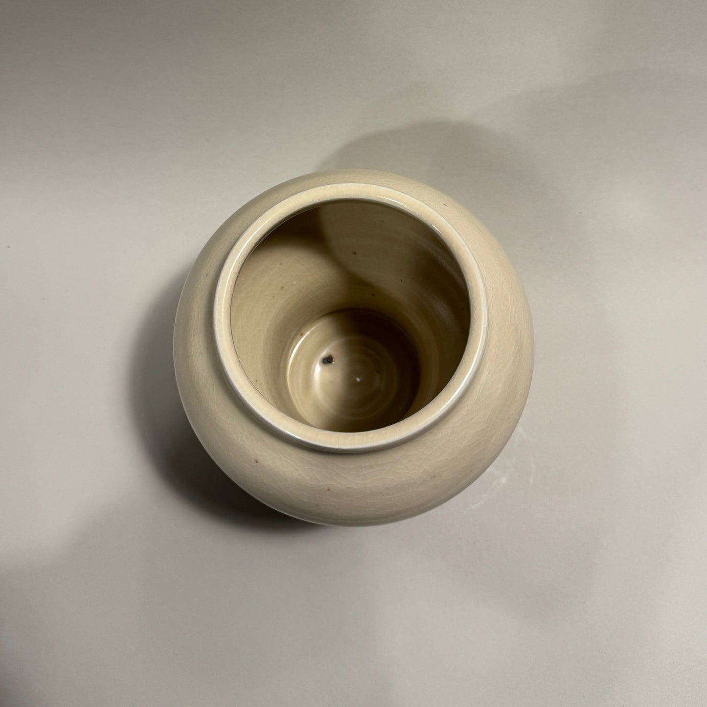 Plain Celadon Vase - PORCELAIN D