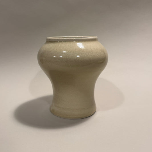 Plain Celadon Vase - PORCELAIN E