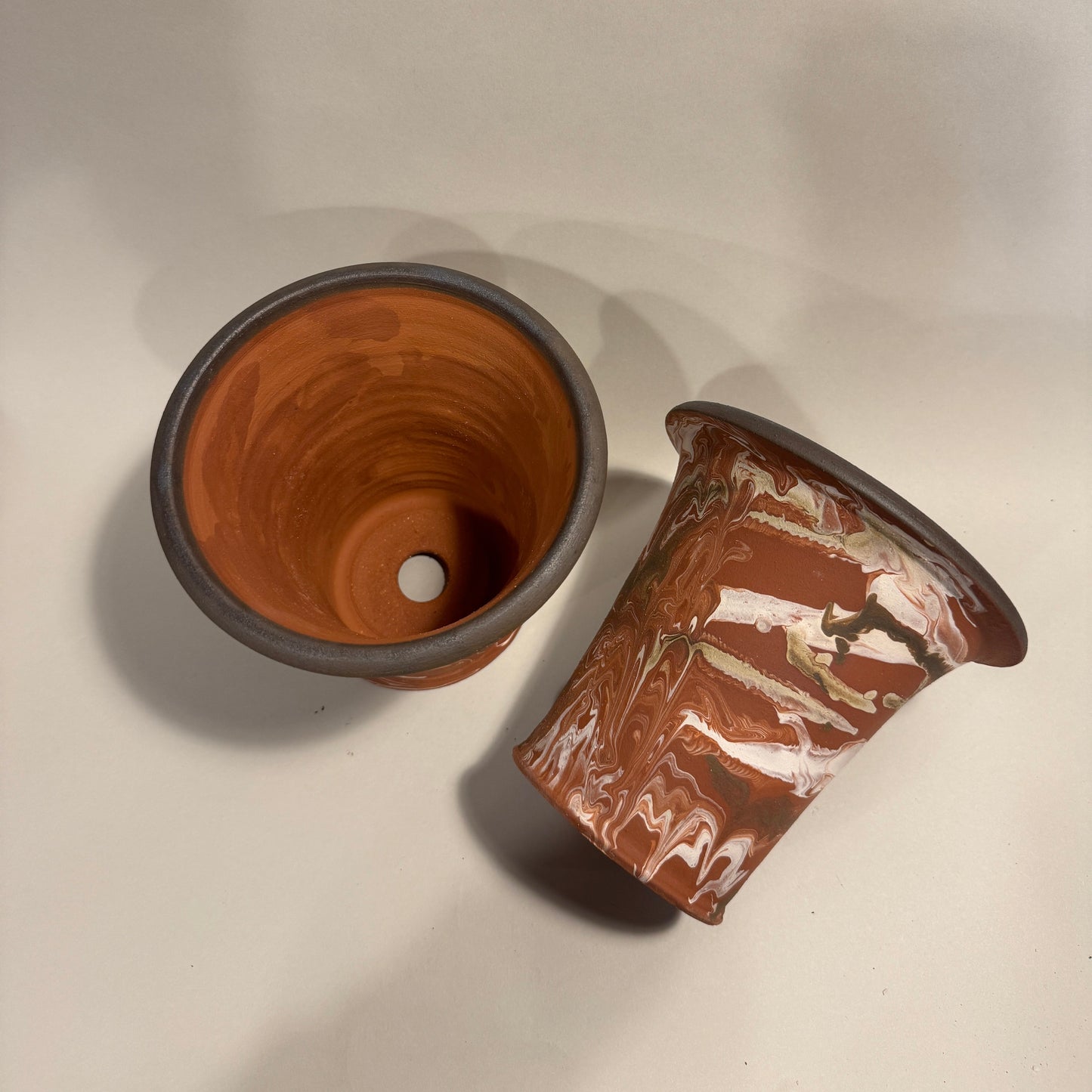 Flower Pot - No.2 Red Marbled Pot With Black Rim (Medium size)