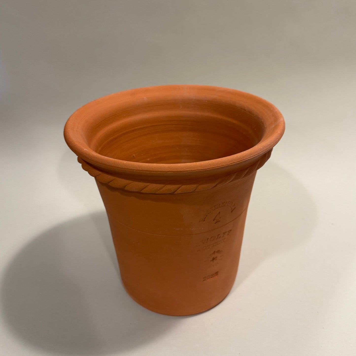 Flower Pot - No. 4 Peale Pots (7"tall)